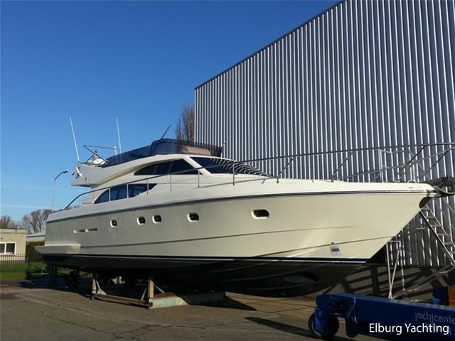 Ferretti 530 Flybridge